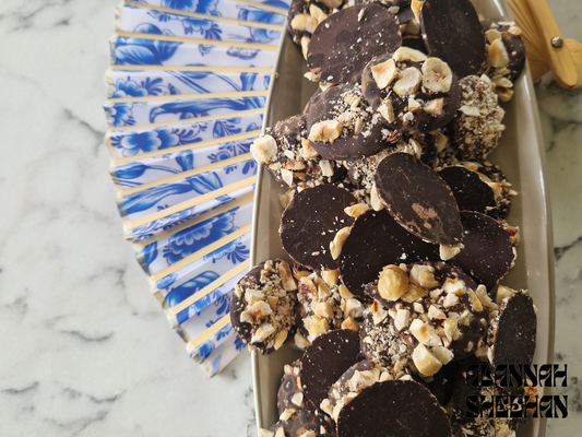 Dark chocolate and hazelnut buttons